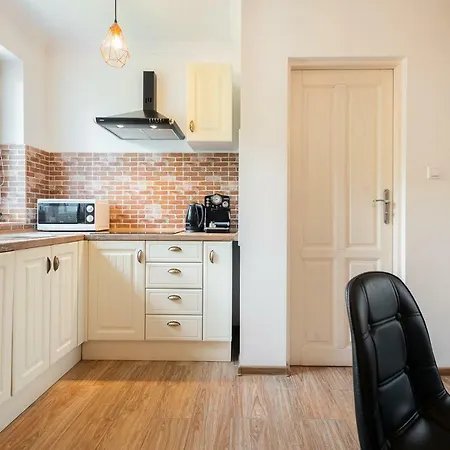 Lu Apartment